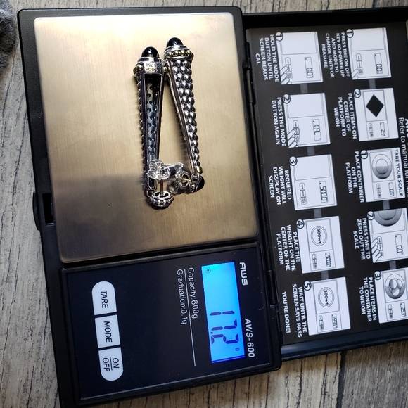 @SOLD@Lagos Caviar Dangling Earrings - Picture 5 of 7